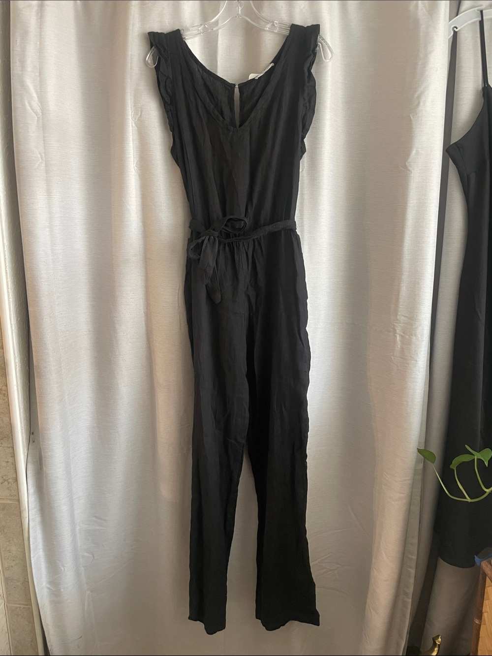 Women's Italian Black linen V-Neck Sleeveless Jumpsuit with Waist Tie